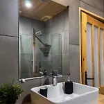 & Goralski Z Jacuzzi Alpesi faház