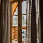 & Goralski Z Jacuzzi Alpesi faház *