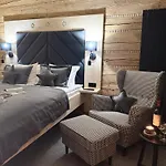 & Goralski Z Jacuzzi Alpesi faház