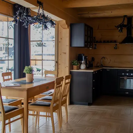 & Goralski Z Jacuzzi * Kościelisko