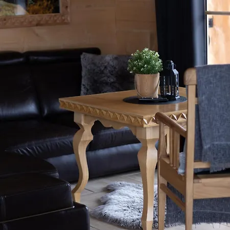 & Goralski Z Jacuzzi Chalet *