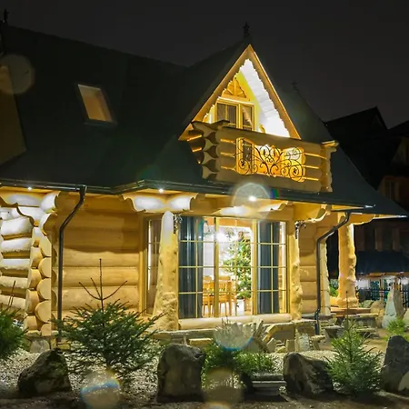 & Goralski Z Jacuzzi Alpesi faház Kościelisko