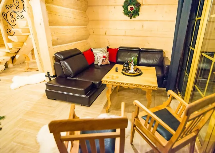 & Goralski Z Jacuzzi شاليه