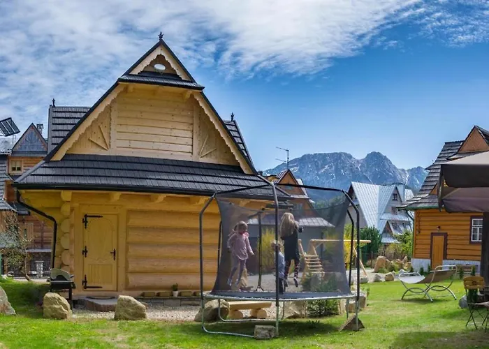 & Goralski Z Jacuzzi شاليه