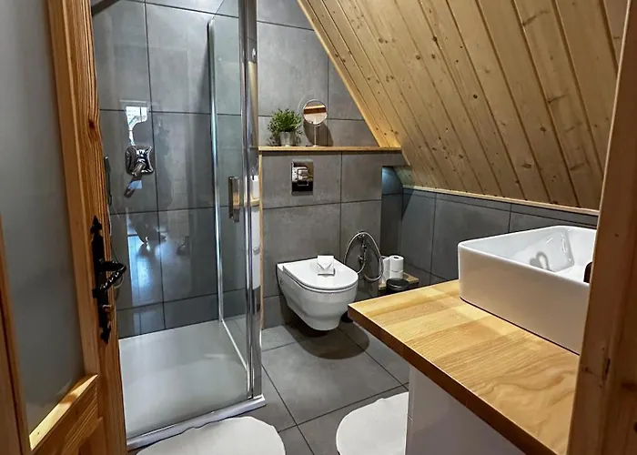 & Goralski Z Jacuzzi *