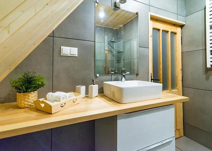 & Goralski Z Jacuzzi شاليه *