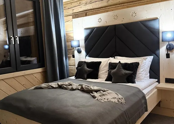 & Goralski Z Jacuzzi كوشتيليسكا